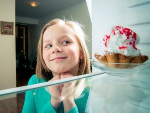 Які харчові звички дитини являються шкідливими для її здоров’я?